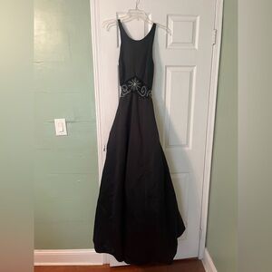 Elegant Black Evening Gown